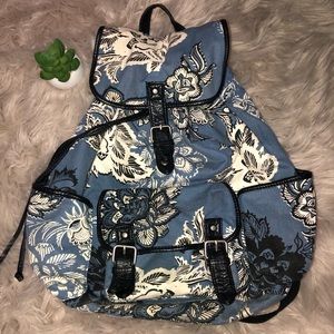 Aeropostale Blue and White Large Floral Backpack!